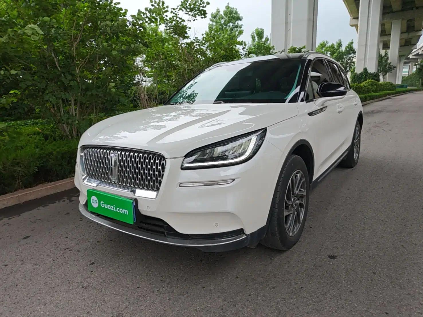 Lincoln Corsair 2021 2.0T Two-Wheel-Drive Luxury Edition — миниатюра 1