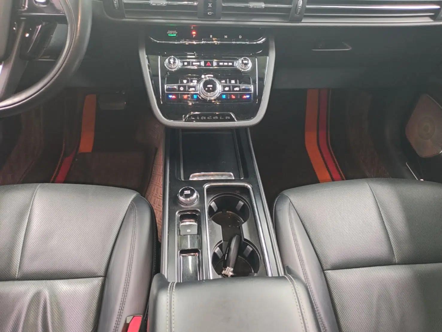 Lincoln Corsair 2021 2.0T Two-Wheel-Drive Luxury Edition — миниатюра 17