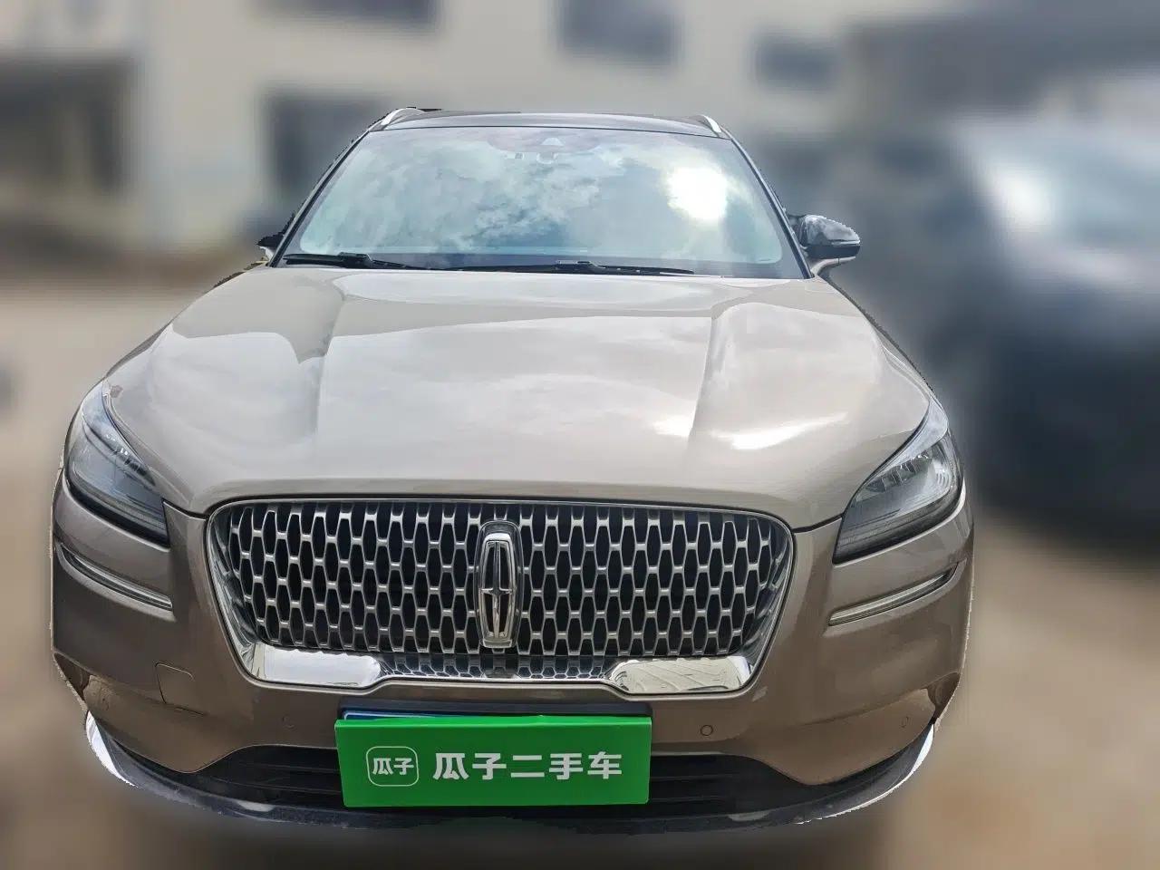 Lincoln Corsair 2022 2.0T Two-Wheel Drive Luxury Edition — миниатюра 2