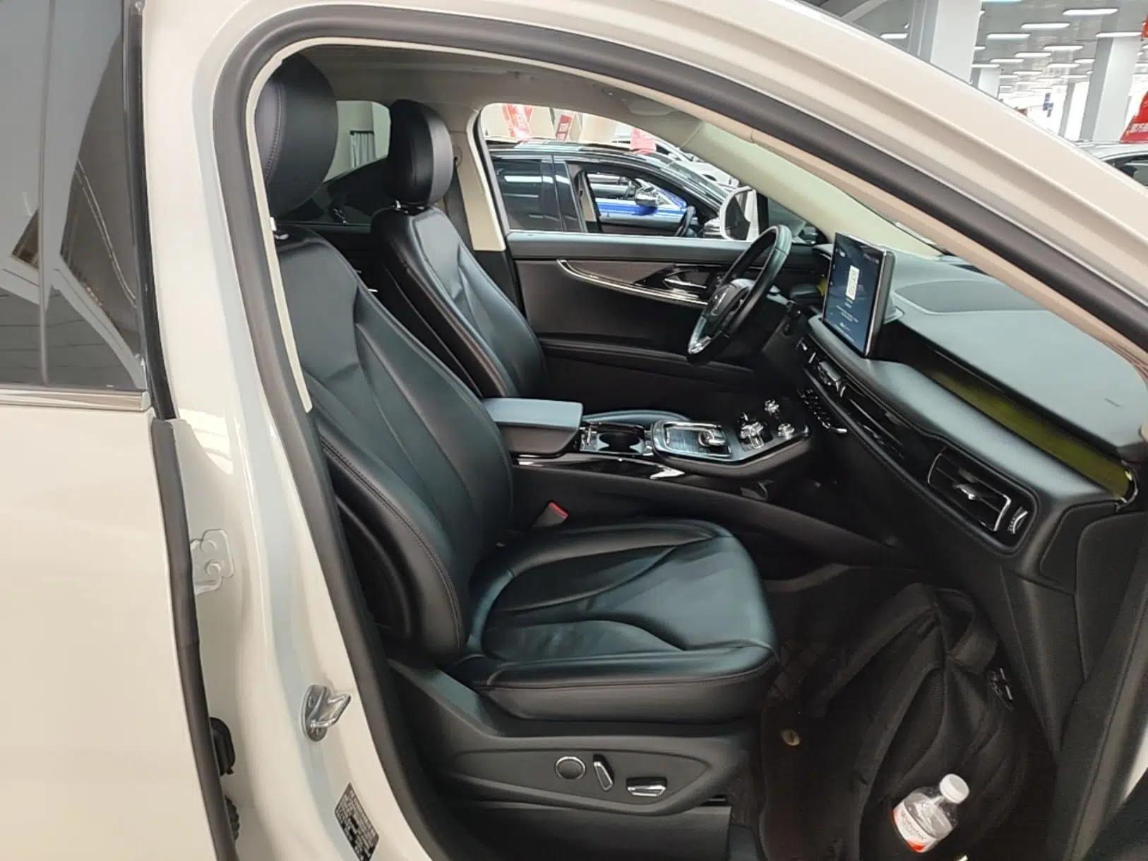 Lincoln Nautilus 2021 2.0T Four-Wheel Drive Luxury Edition — миниатюра 23