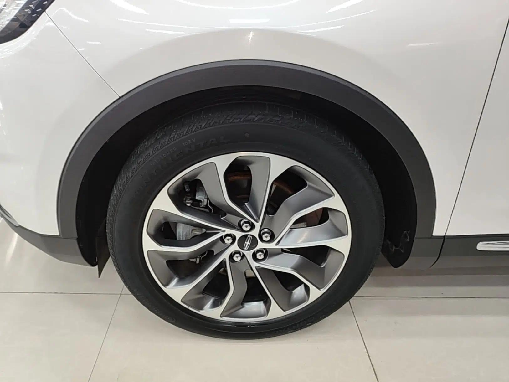 Lincoln Nautilus 2021 2.0T Four-Wheel Drive Luxury Edition — миниатюра 8