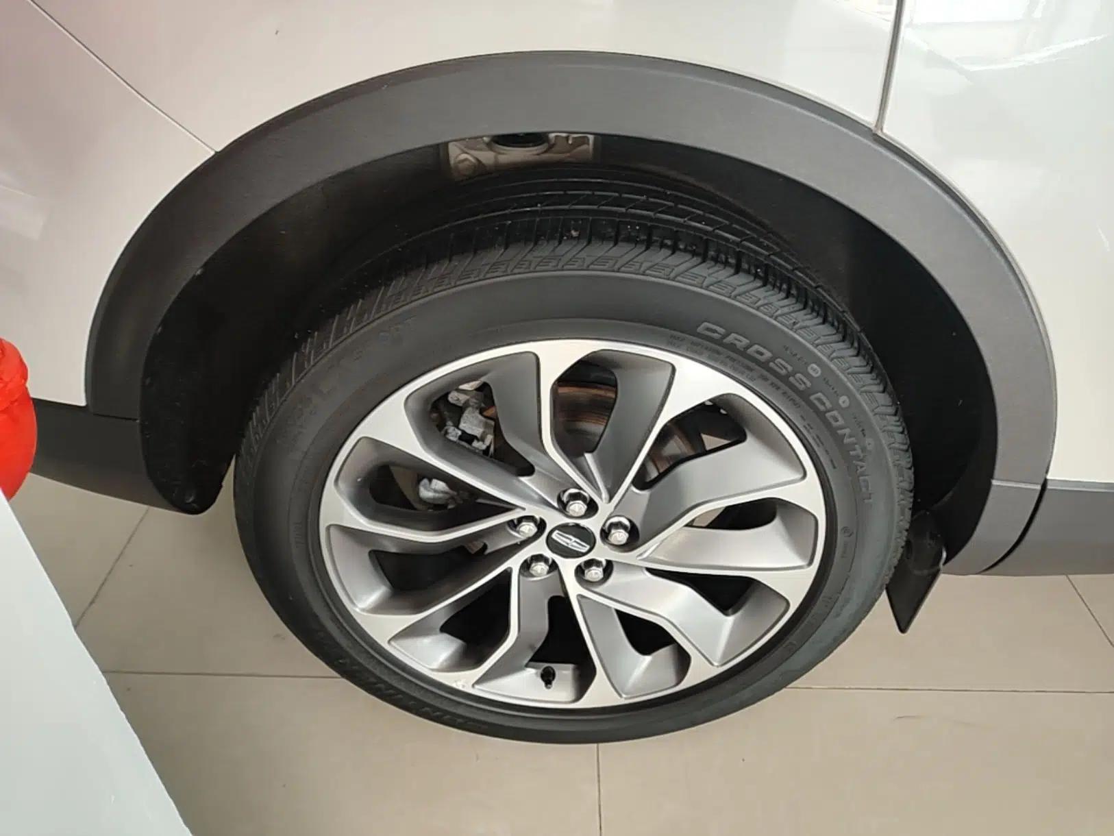 Lincoln Nautilus 2021 2.0T Four-Wheel Drive Luxury Edition — миниатюра 10
