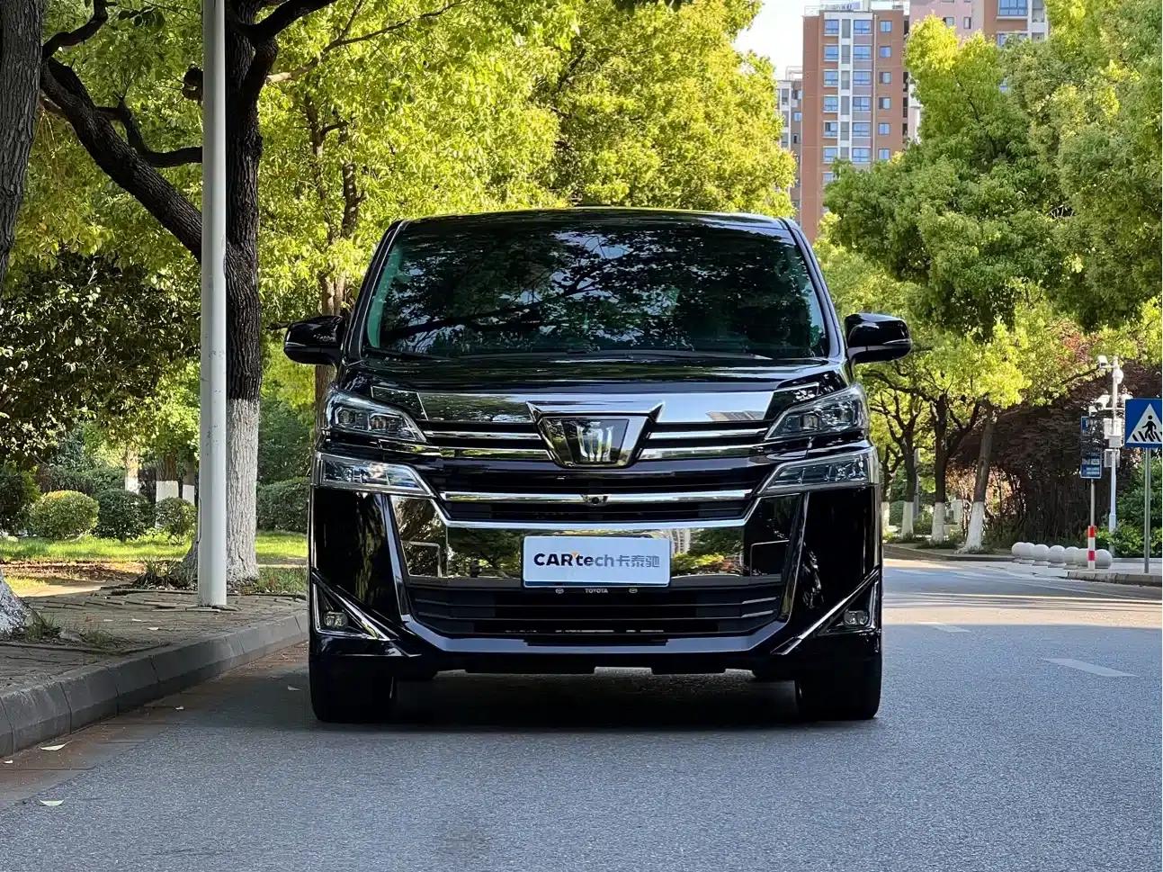 2019 Alphard Hybrid 2.5L HV Premium Edition — миниатюра 2
