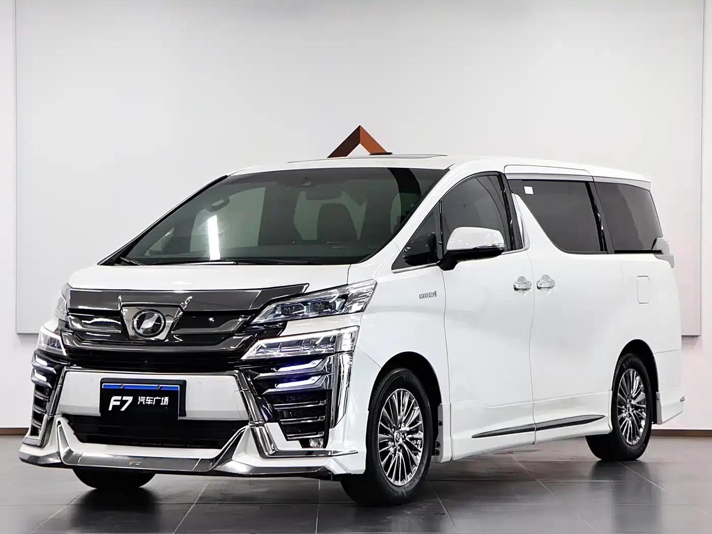 2020 Alphard Hybrid 2.5L HV Premium Edition — миниатюра 1