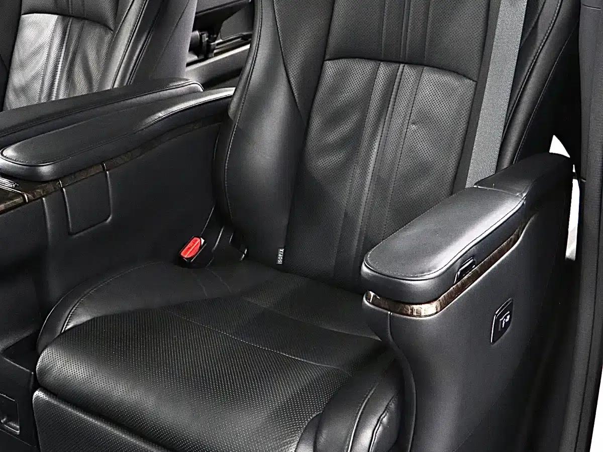 2020 Alphard Hybrid 2.5L HV Premium Edition — миниатюра 14