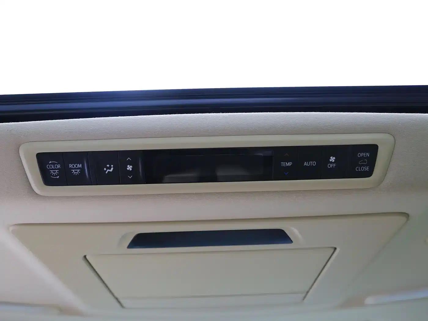 2021 Alphard Crown Hybrid 2.5L HV Luxury Edition — миниатюра 13