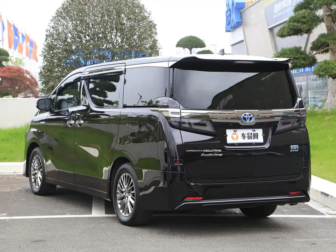 2021 Alphard Crown Hybrid 2.5L HV Luxury Edition — миниатюра 20