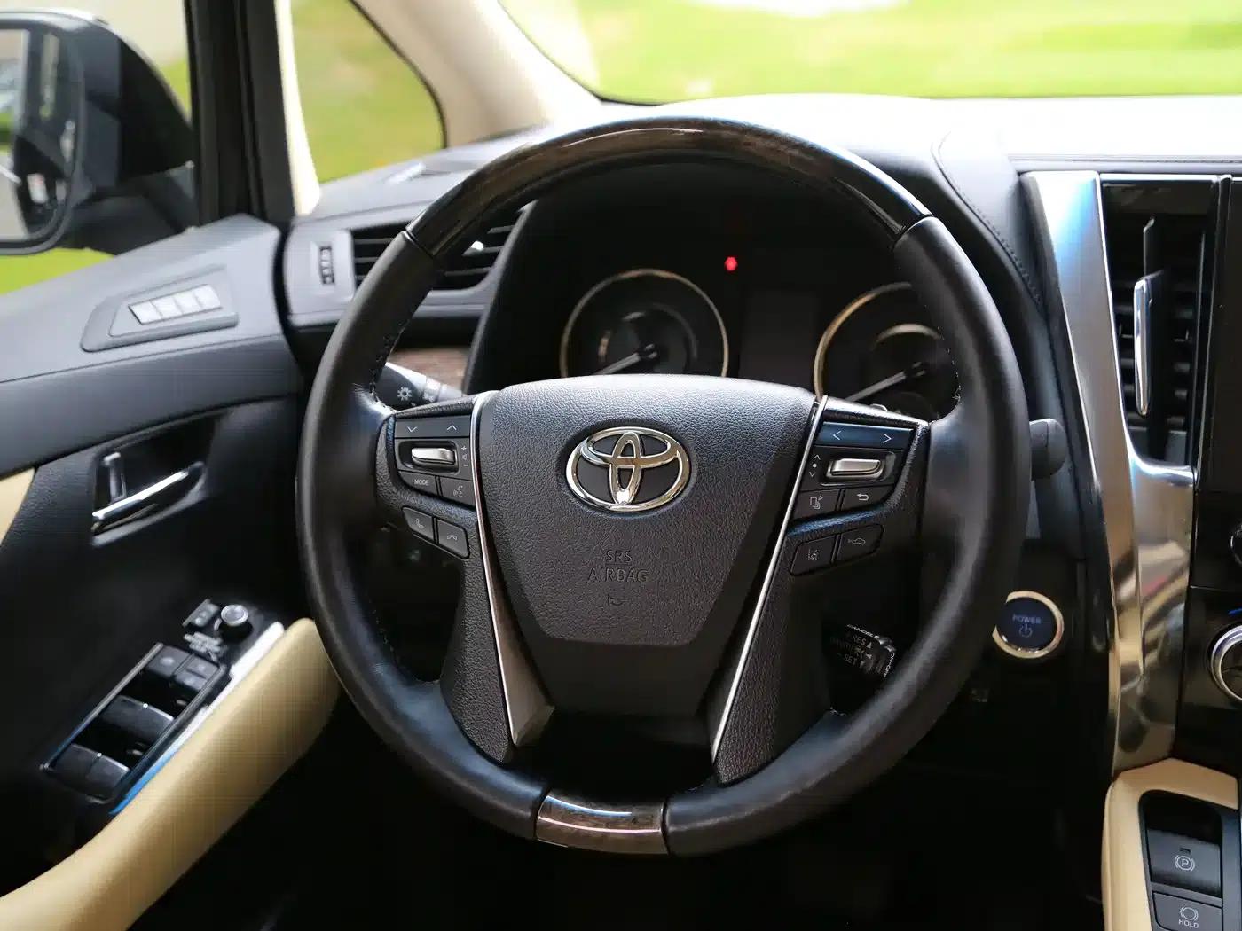 2021 Alphard Crown Hybrid 2.5L HV Luxury Edition — миниатюра 5