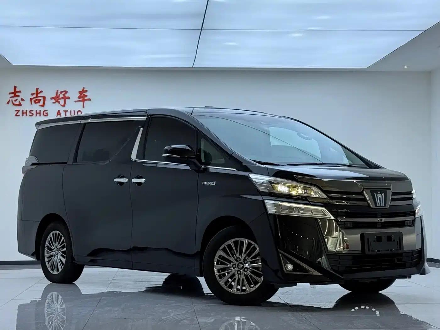2023 Alphard Crown Hybrid 2.5L HV Luxury Edition — миниатюра 3