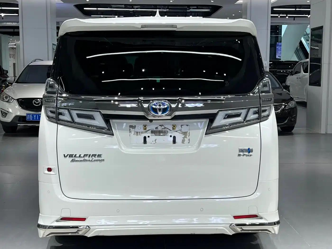 2020 Alphard Hybrid 2.5L HV Premium Edition — миниатюра 5