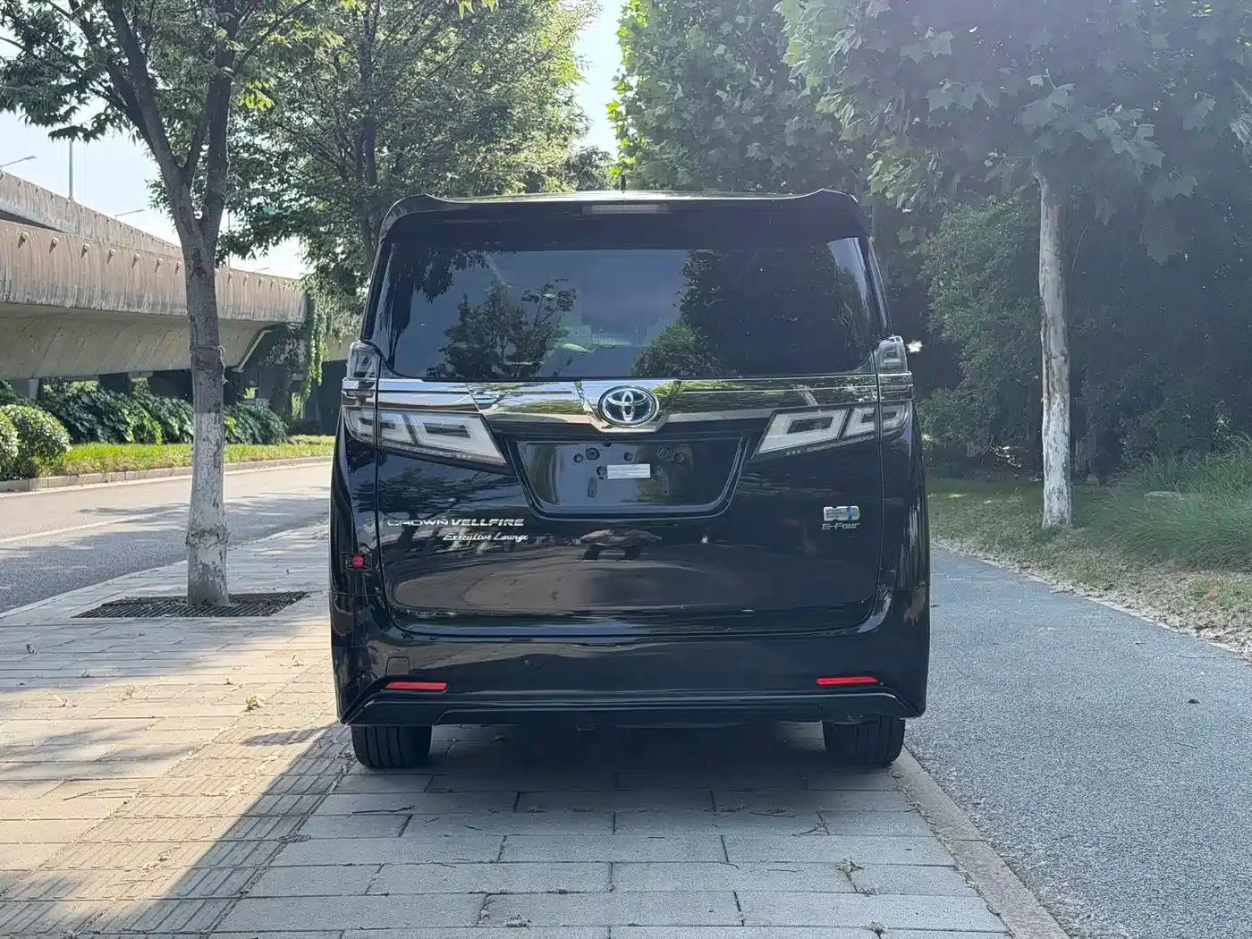 2021 Alphard Crown Hybrid 2.5L HV Premium Edition — миниатюра 9