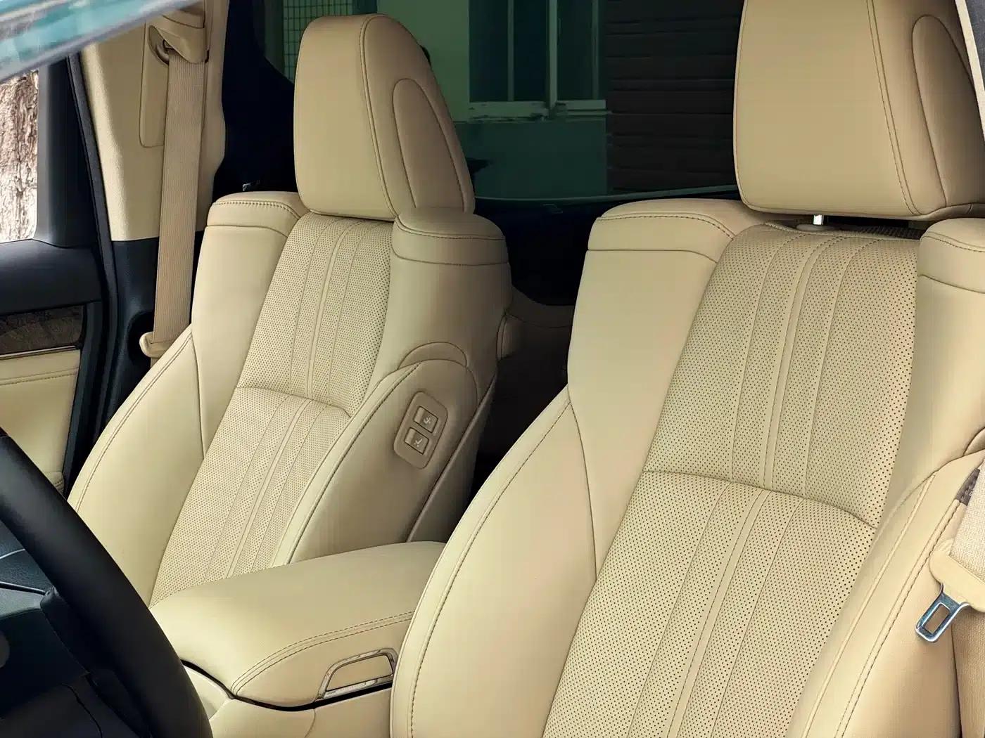 2020 Alphard Hybrid 2.5L HV Premium Edition — миниатюра 12