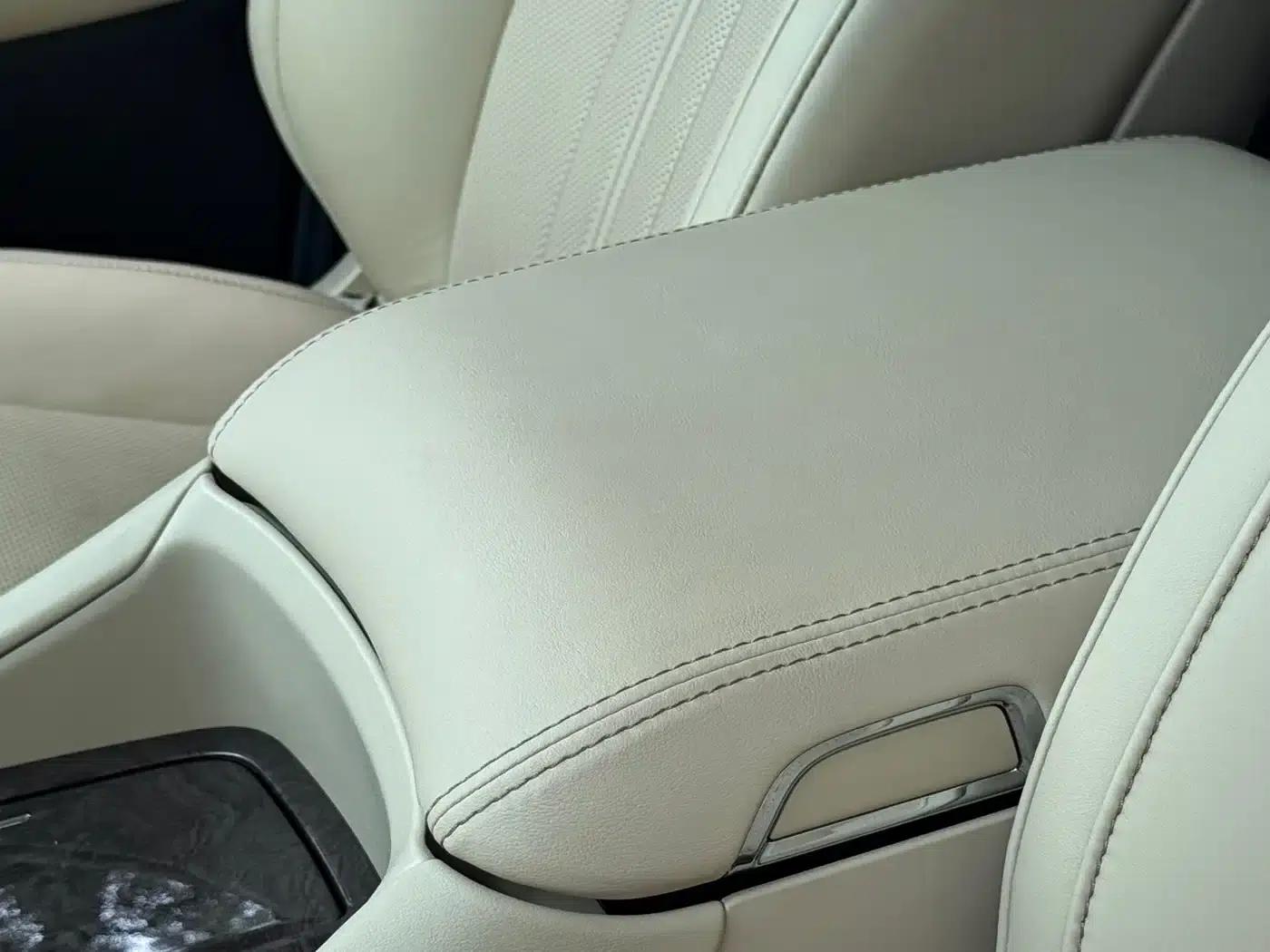 2020 Alphard Hybrid 2.5L HV Premium Edition — миниатюра 13