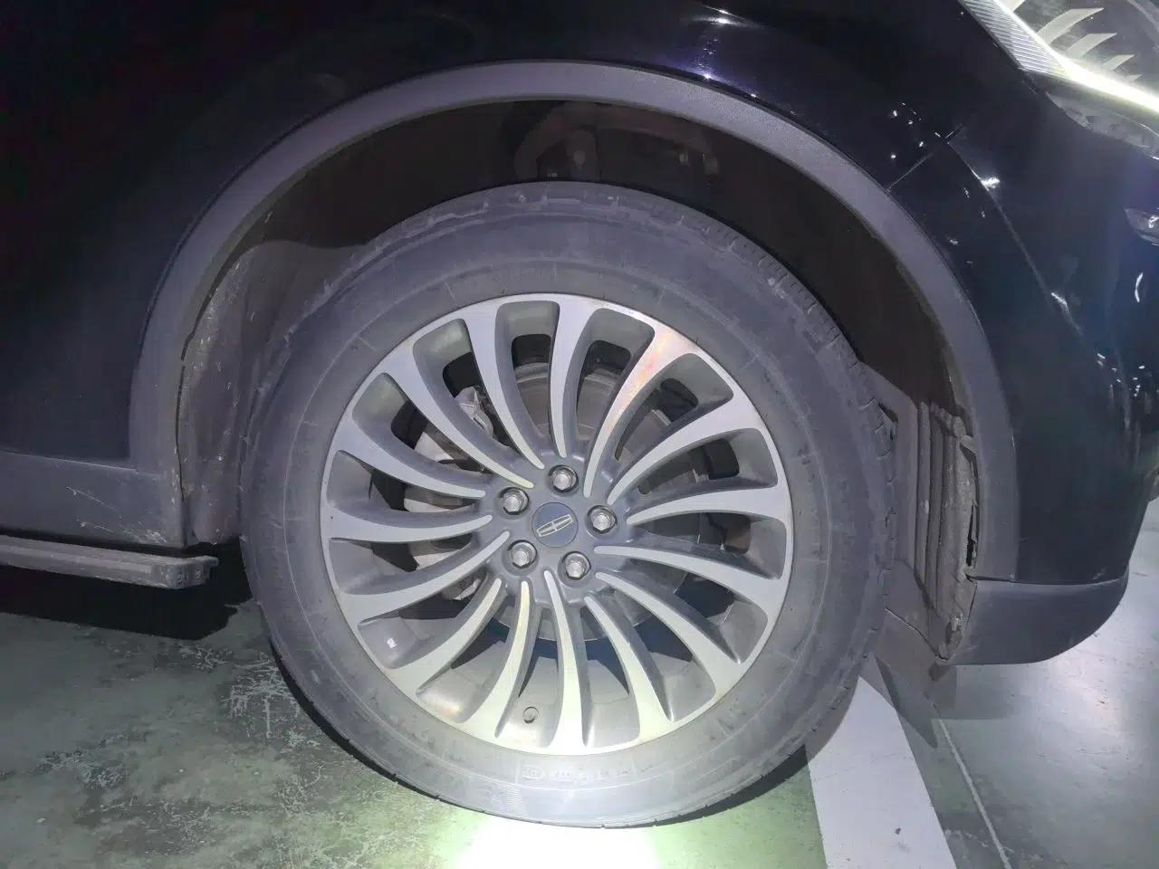 Lincoln Aviator 2021 3.0T V6 Four-Wheel Drive Zunya Edition — миниатюра 8