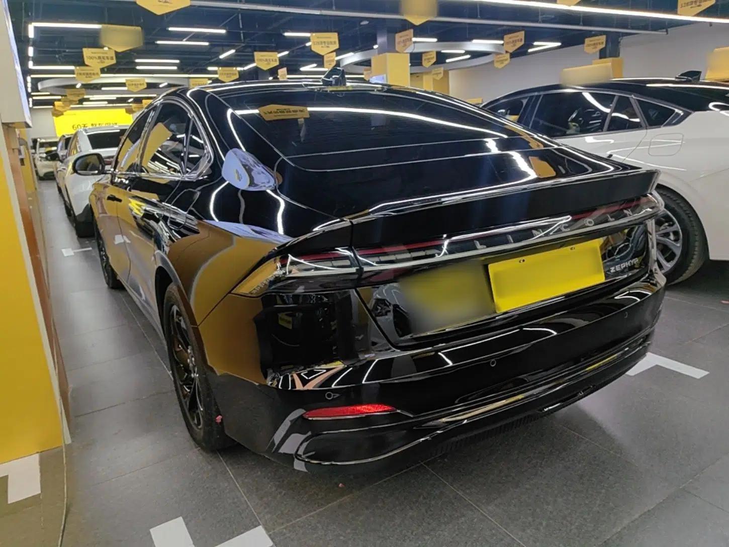 Lincoln Z 2024 2.0T Two-Wheel Drive Luxury Hybrid Version — миниатюра 4