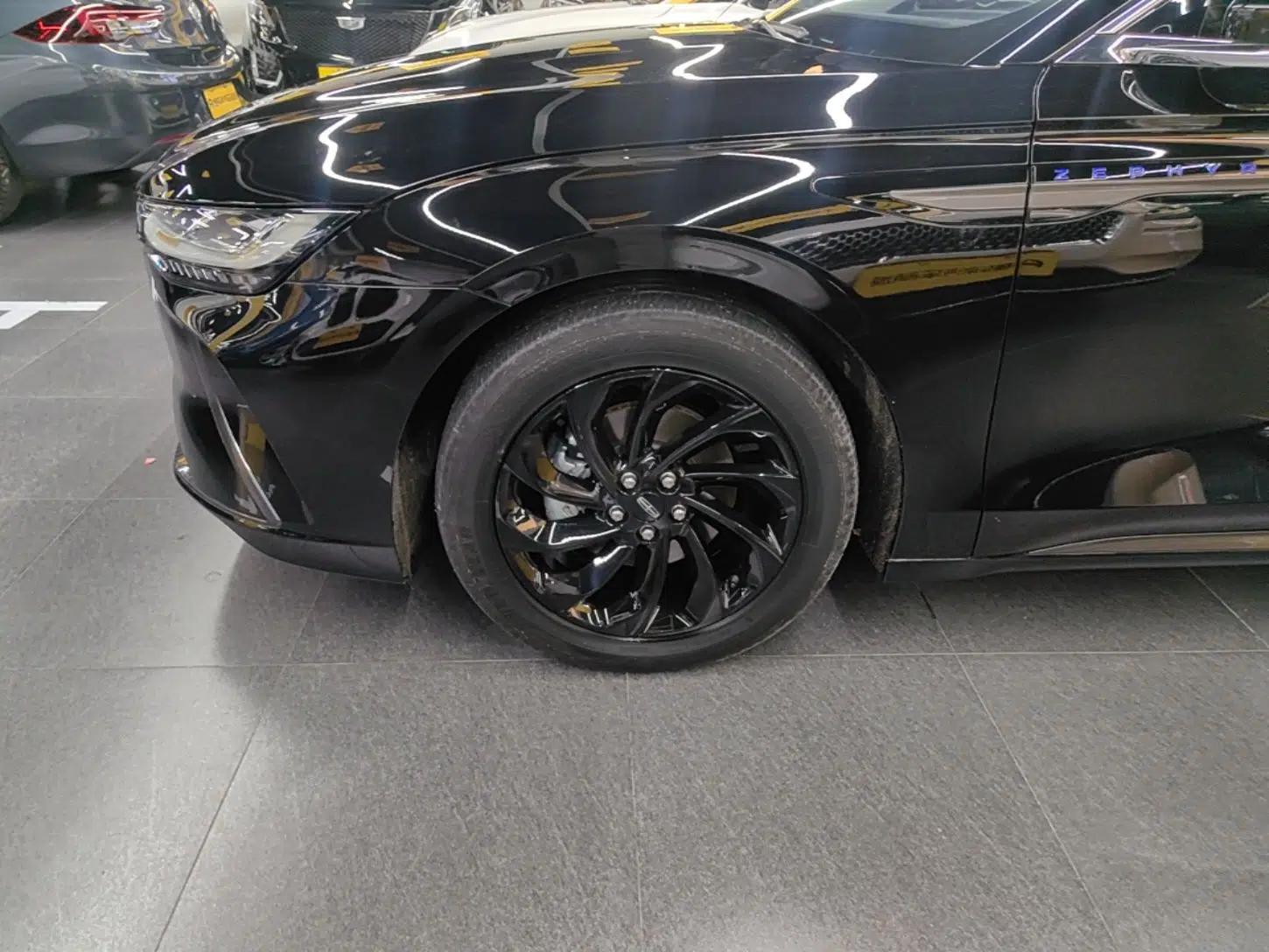Lincoln Z 2024 2.0T Two-Wheel Drive Luxury Hybrid Version — миниатюра 8