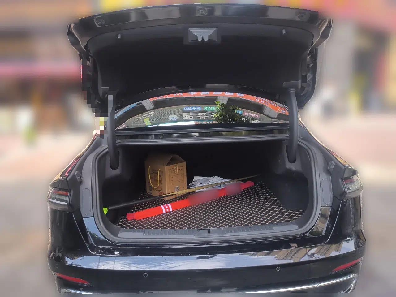 Lincoln Z 2022 iXiang Luxury Edition — миниатюра 20
