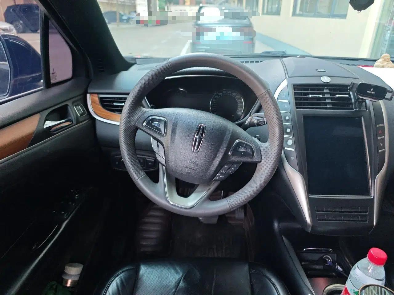 Lincoln MKC 2014 2.0T Four-Wheel Drive Luxury Edition — миниатюра 11