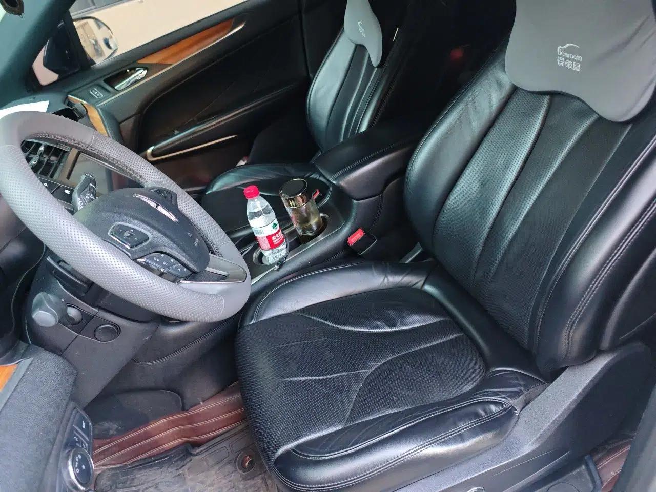Lincoln MKC 2014 2.0T Four-Wheel Drive Luxury Edition — миниатюра 16