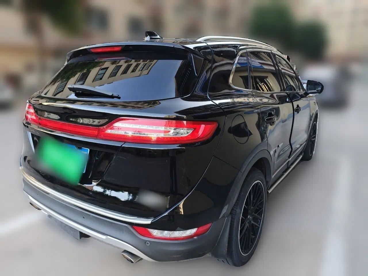 Lincoln MKC 2014 2.0T Four-Wheel Drive Luxury Edition — миниатюра 6