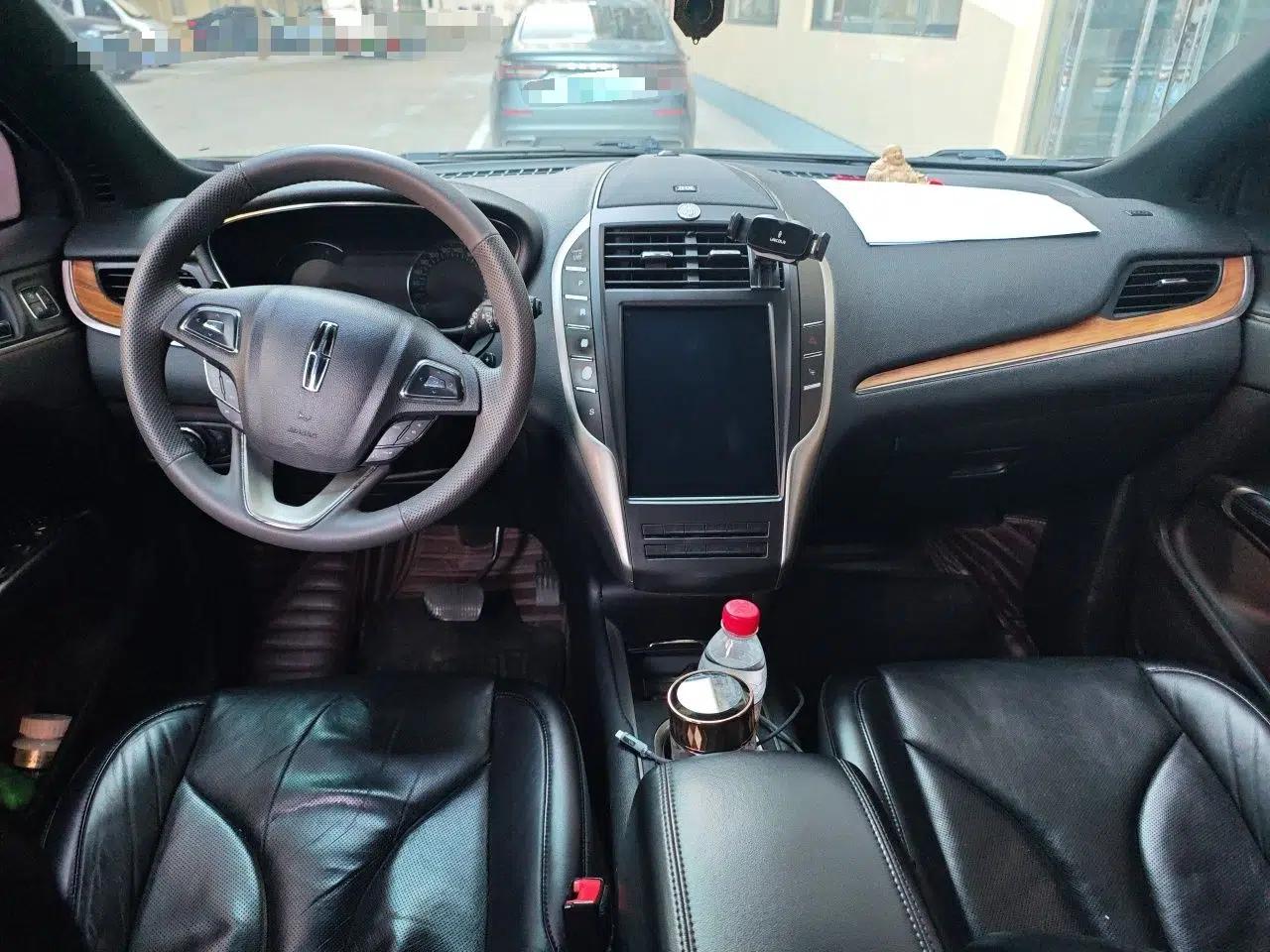 Lincoln MKC 2014 2.0T Four-Wheel Drive Luxury Edition — миниатюра 10