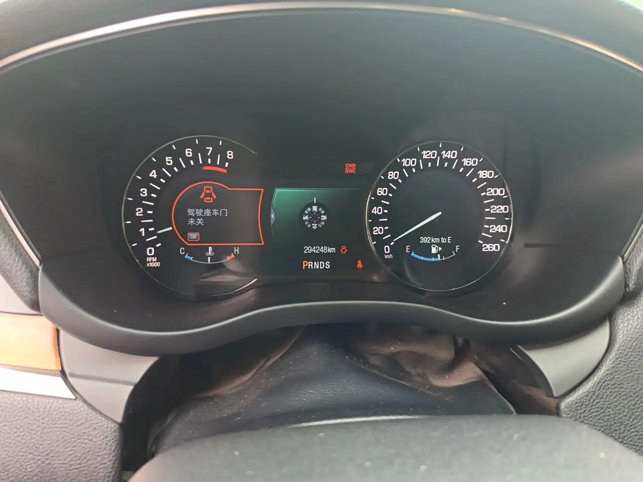 Lincoln MKC 2014 2.0T Two-Wheel-Drive Luxury Edition — миниатюра 12