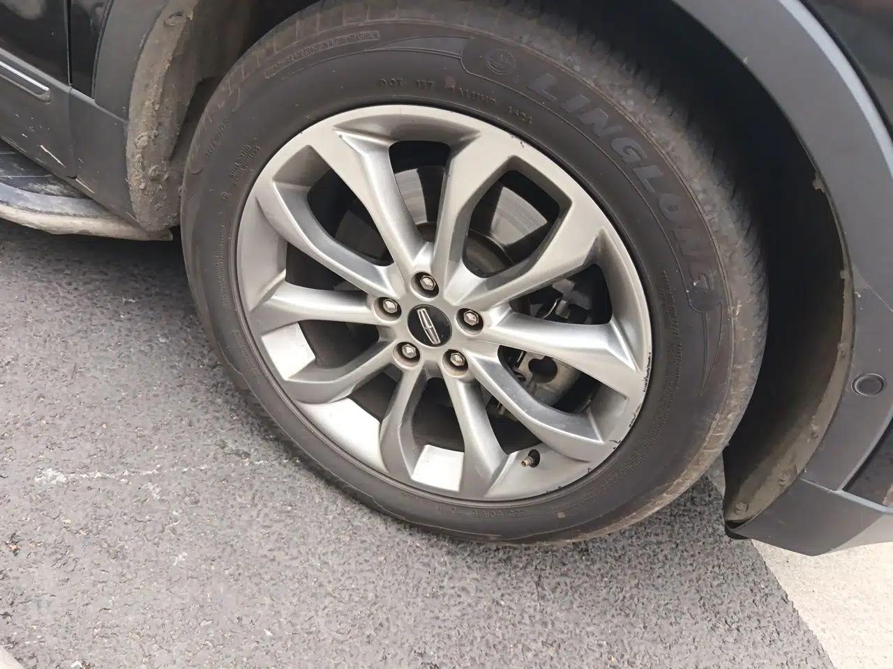 Lincoln MKC 2014 2.0T Two-Wheel-Drive Luxury Edition — миниатюра 8