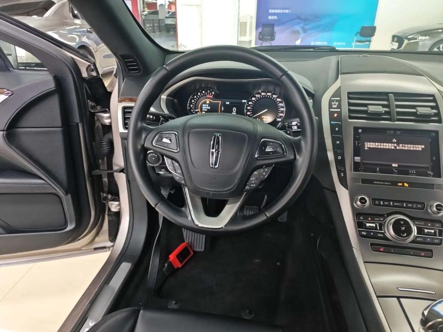 Lincoln MKZ 2019 2.0T Luxury Edition China VI — миниатюра 14