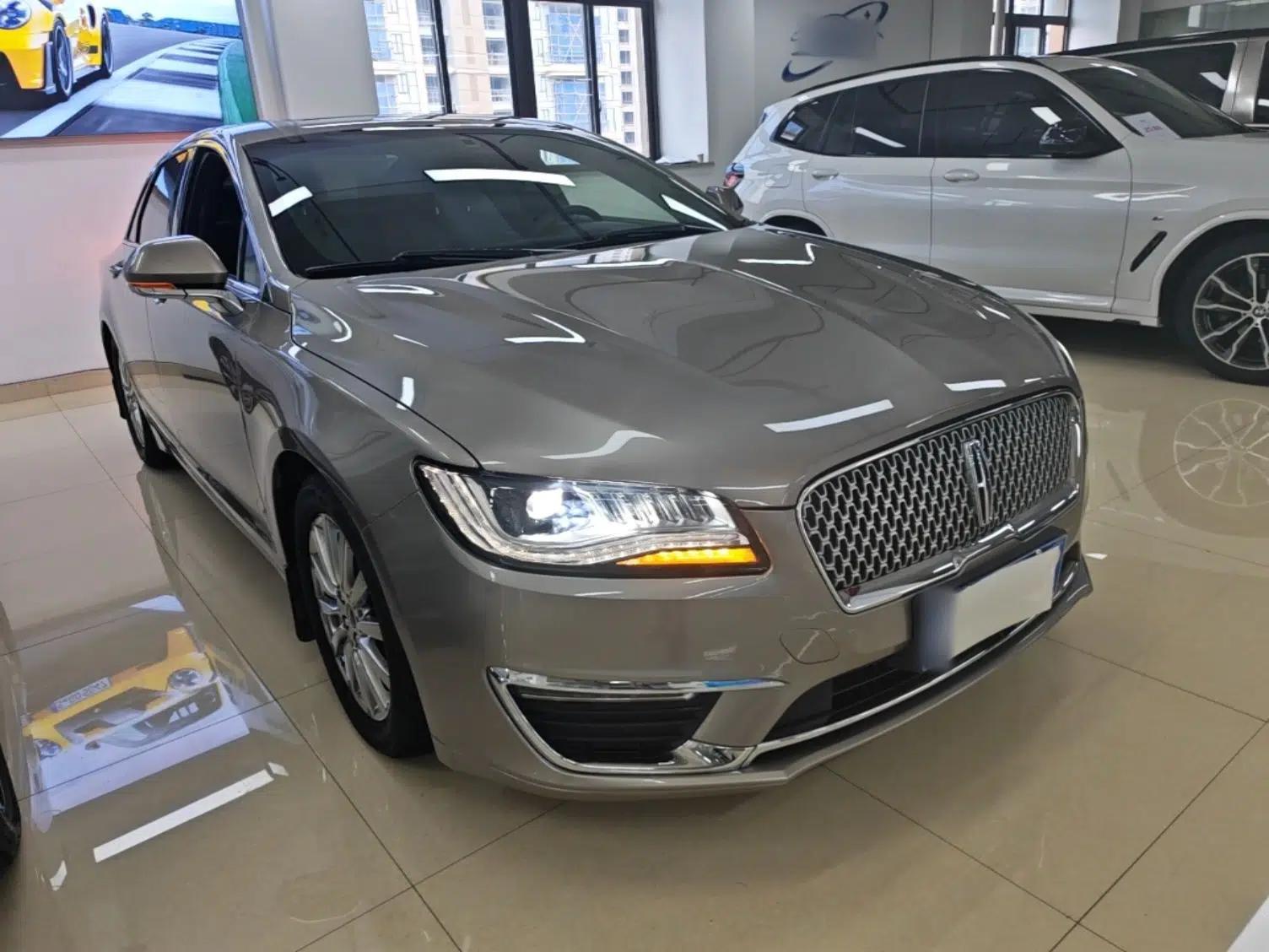 Lincoln MKZ 2019 2.0T Luxury Edition China VI — миниатюра 3