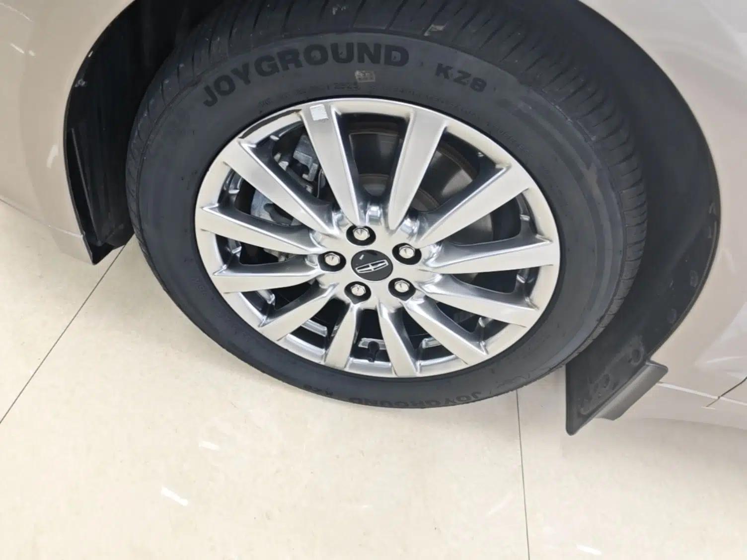 Lincoln MKZ 2019 2.0T Luxury Edition China VI — миниатюра 8