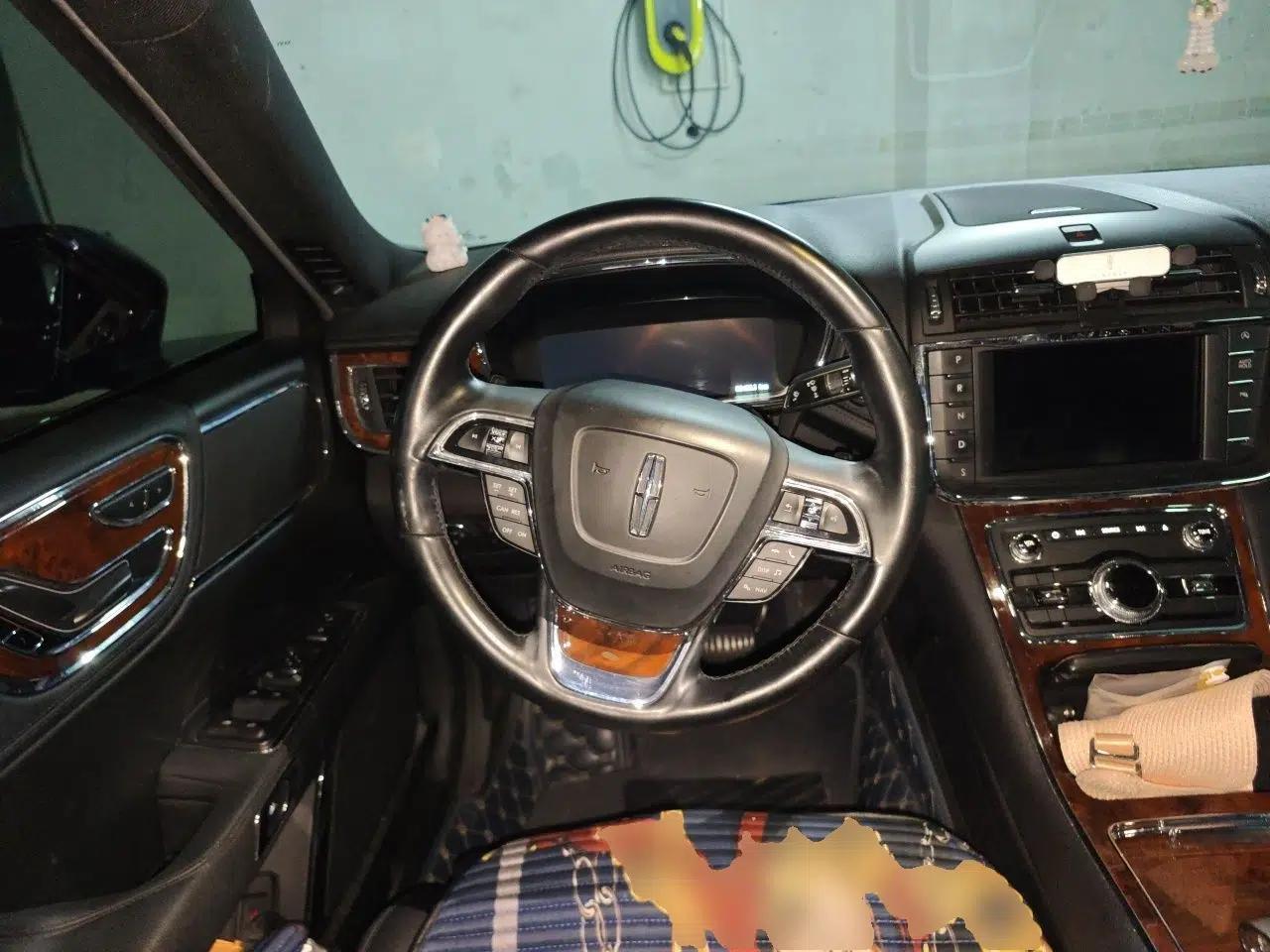 Lincoln Continental 2017 2.0T Two-Wheel-Drive Luxury Edition — миниатюра 11