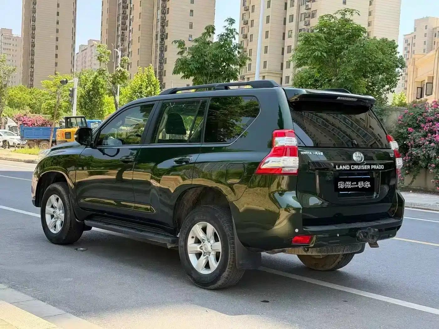 2016 Prado 2.7L Automatic Standard Edition — миниатюра 9