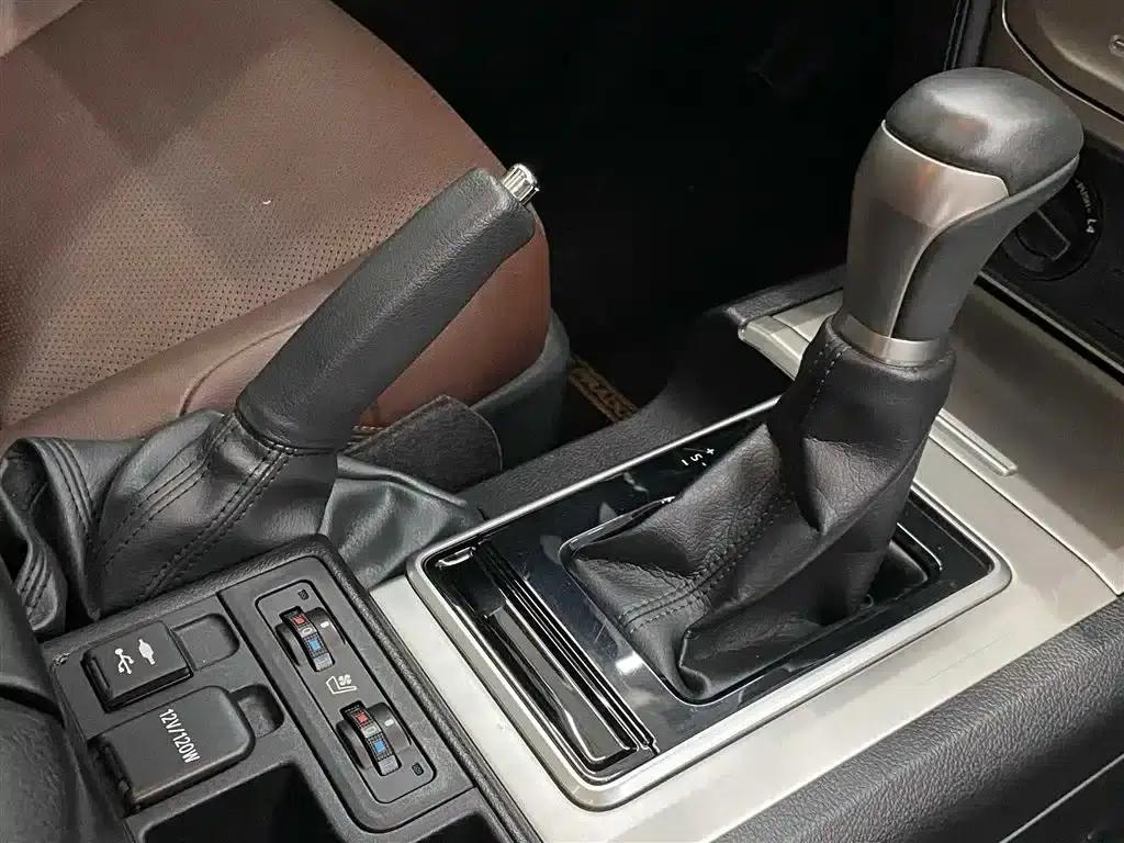2018 Prado 3.5L Automatic TX-L NAVI with Rear-mounted Spare Tire — миниатюра 9