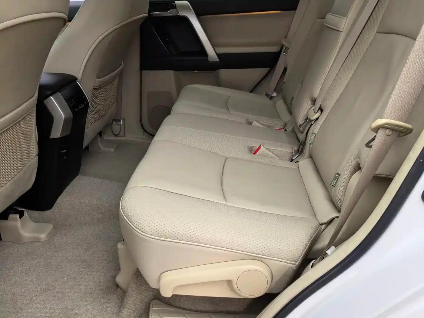 2010 Prado 4.0L Automatic TX-L — миниатюра 14