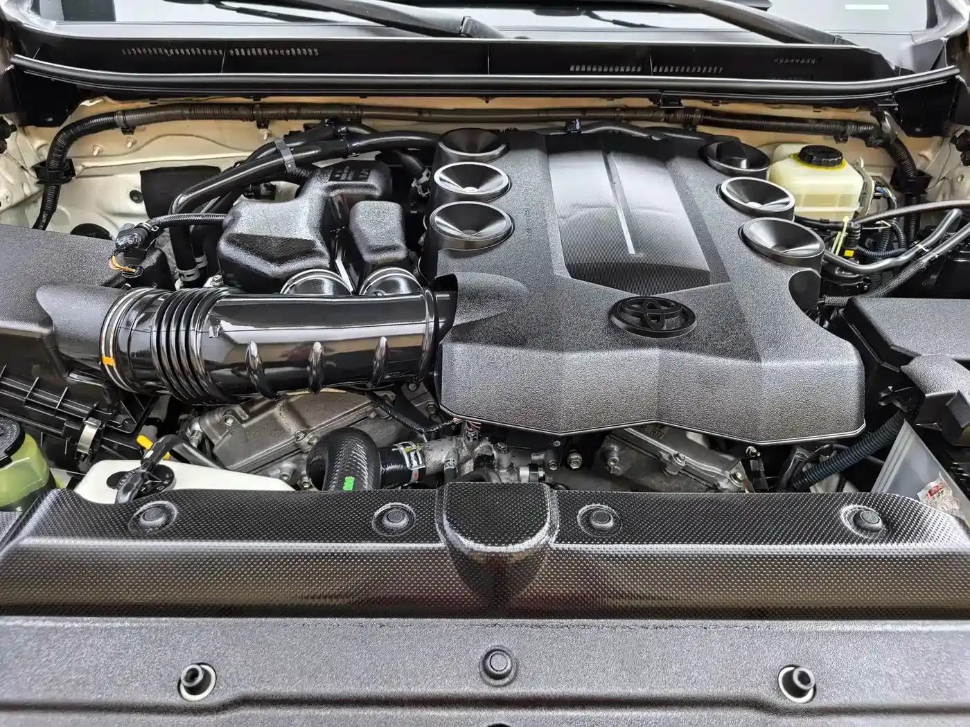 2010 Prado 4.0L Automatic TX-L — миниатюра 24