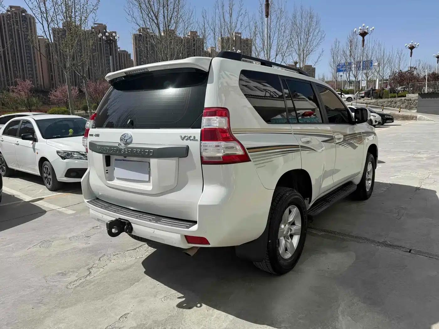 2016 Prado 2.7L Automatic Standard Edition — миниатюра 7