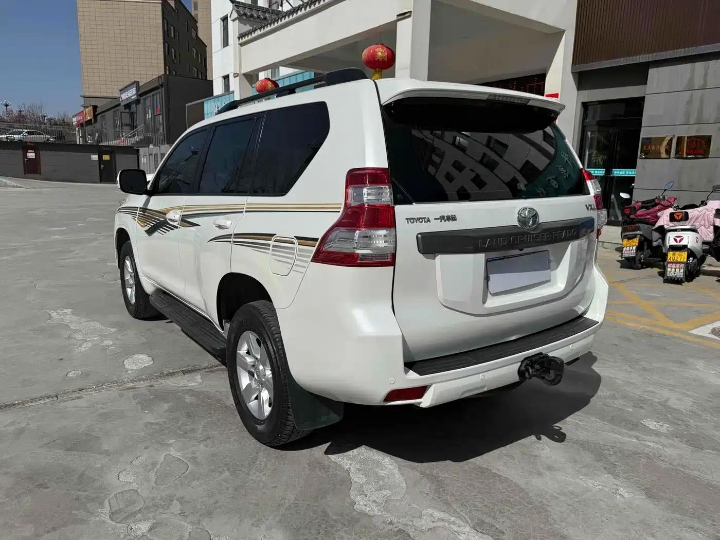 2016 Prado 2.7L Automatic Standard Edition — миниатюра 9