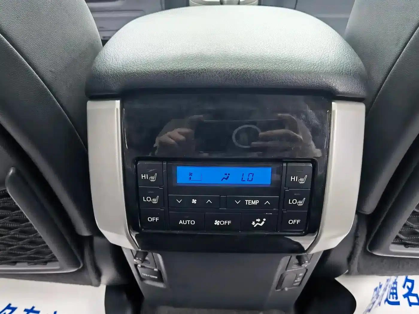 2018 Prado 3.5L Automatic TX-L NAVI with Rear-mounted Spare Tire — миниатюра 22