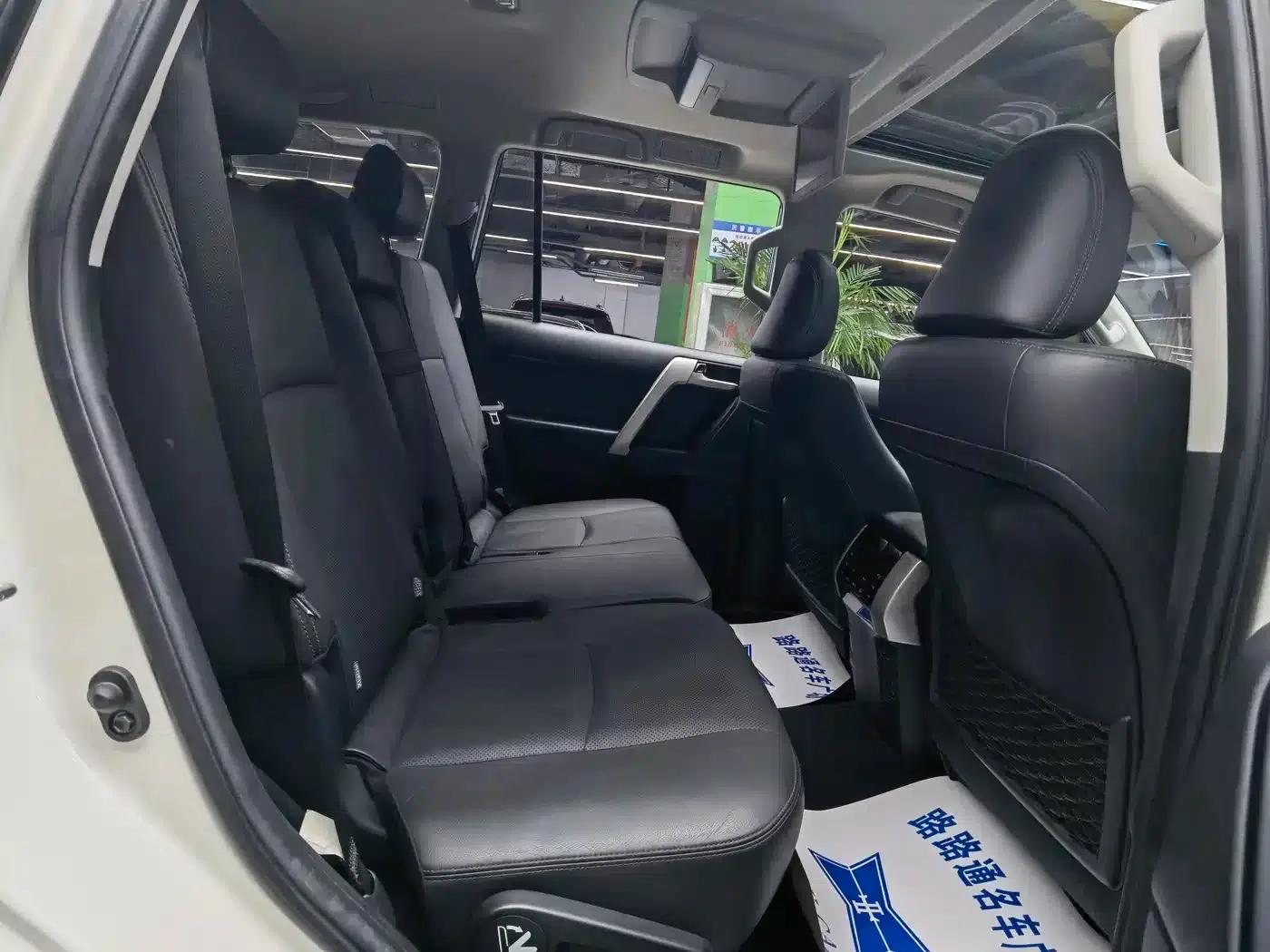 2018 Prado 3.5L Automatic TX-L NAVI with Rear-mounted Spare Tire — миниатюра 9