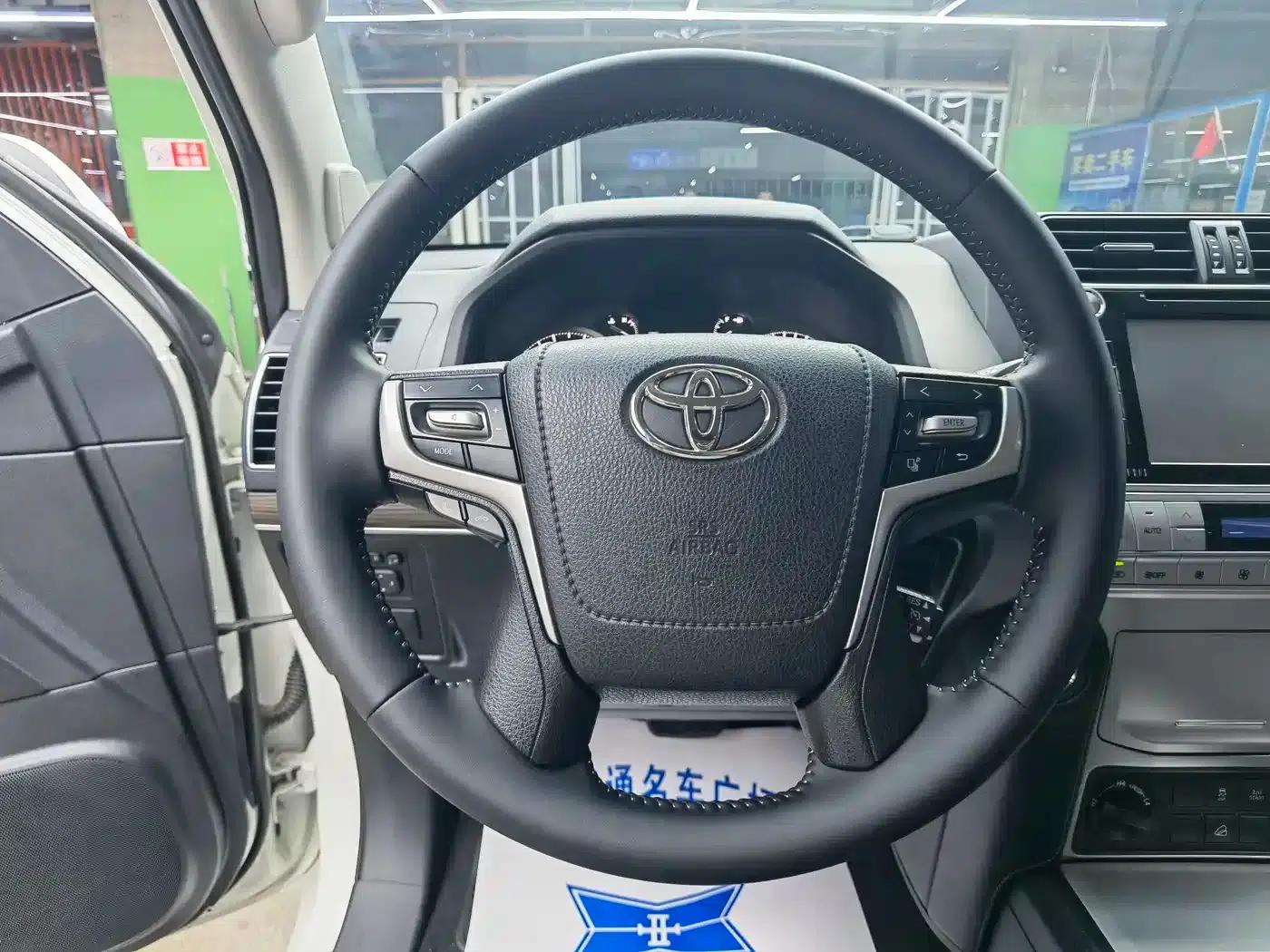2018 Prado 3.5L Automatic TX-L NAVI with Rear-mounted Spare Tire — миниатюра 10
