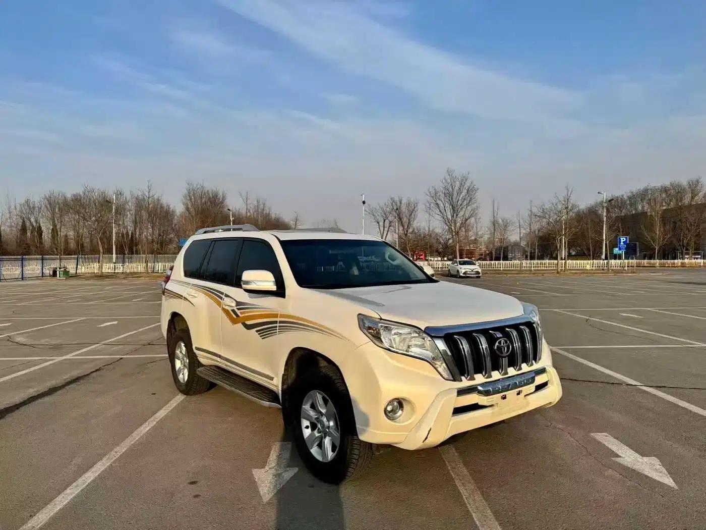 2016 Prado 2.7L Automatic Luxury Edition — миниатюра 3