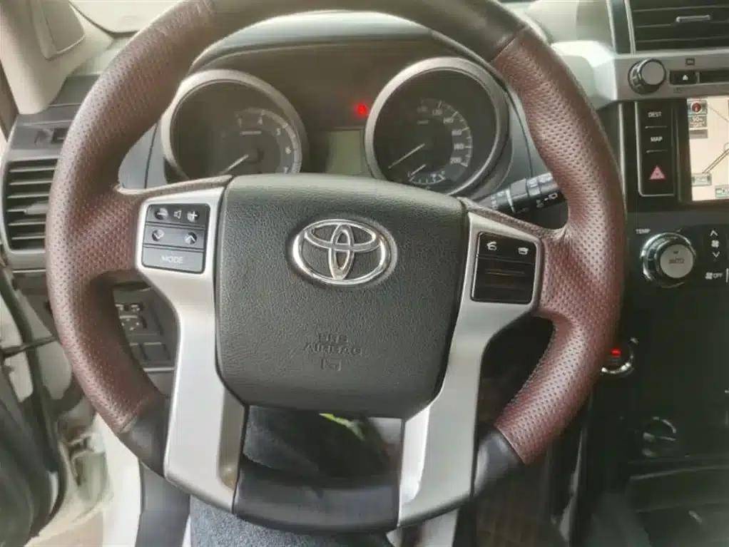 2015 Prado 2.7L Automatic Luxury Edition — миниатюра 5