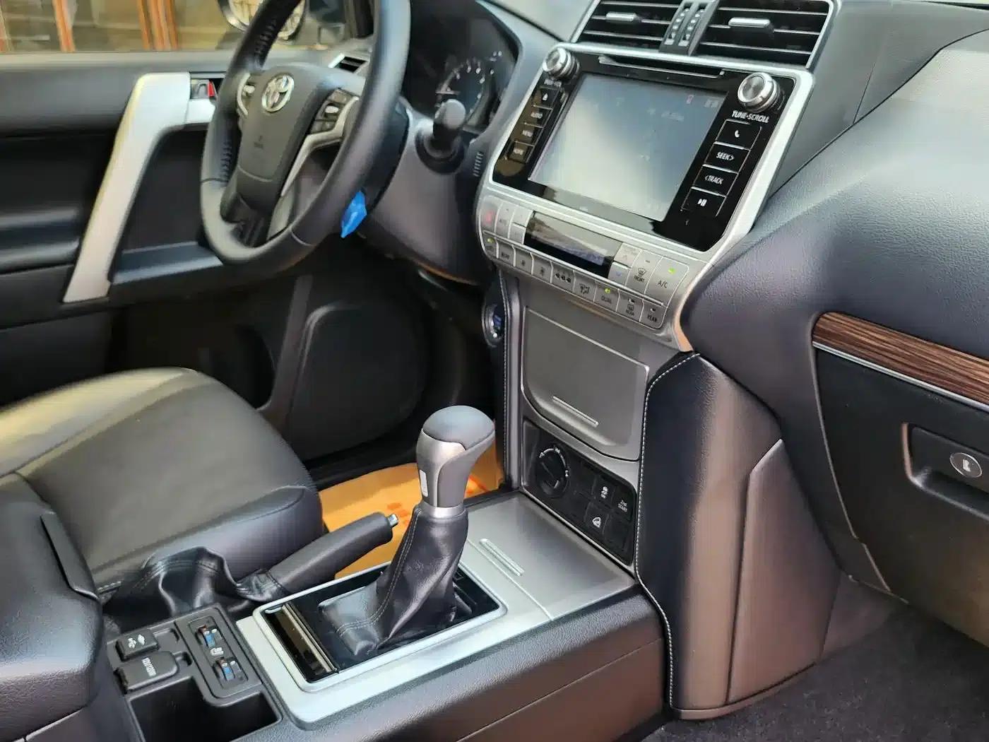 2018 Prado 3.5L Automatic TX-L — миниатюра 10