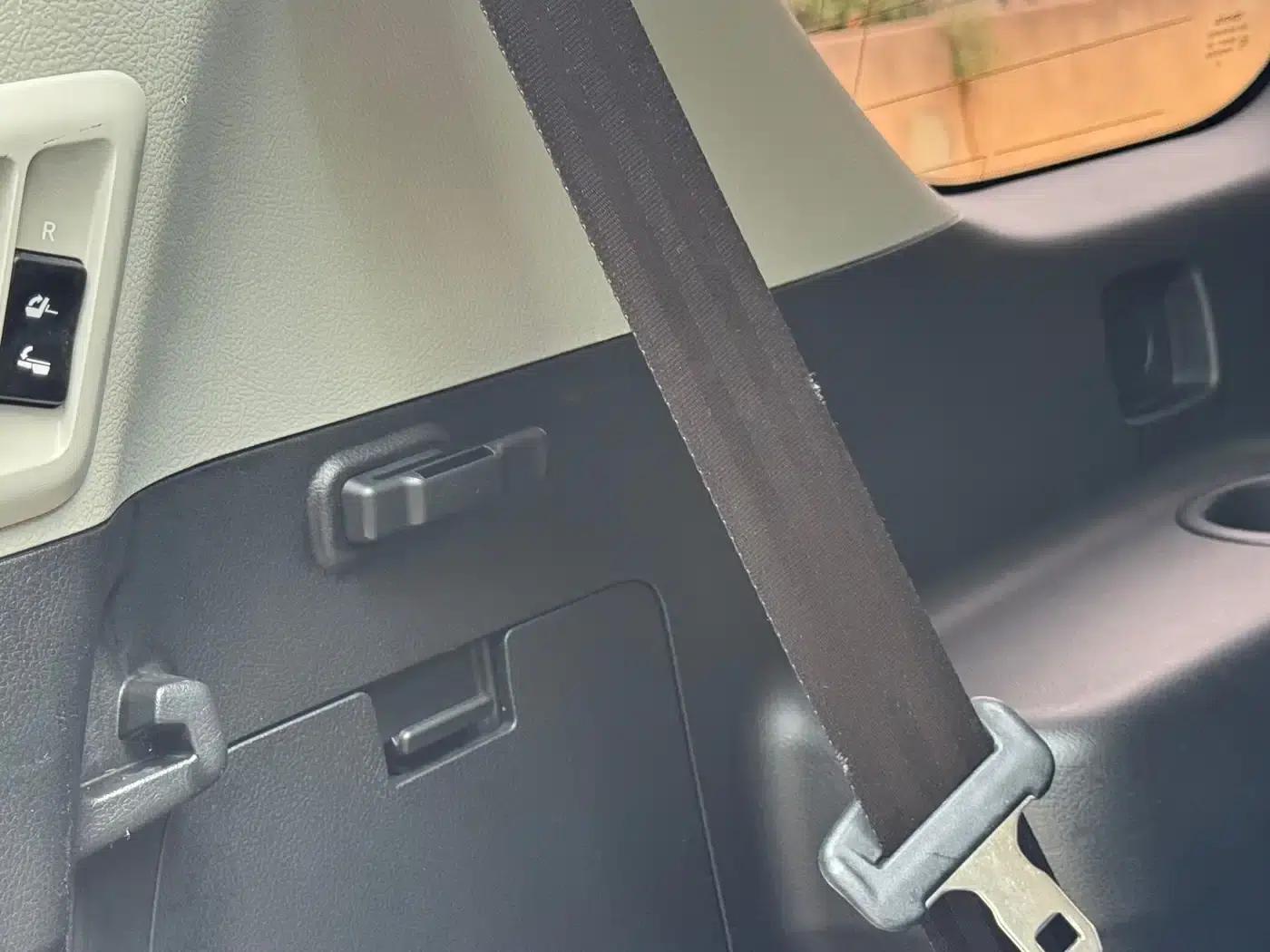 2019 Prado 3.5L Automatic TX-L Premium Edition — миниатюра 5
