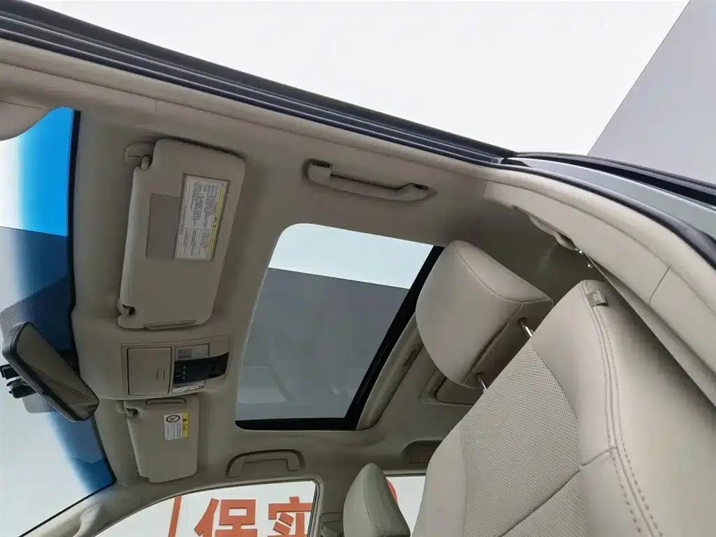 2018 Prado 3.5L Automatic VX NAVI — миниатюра 14