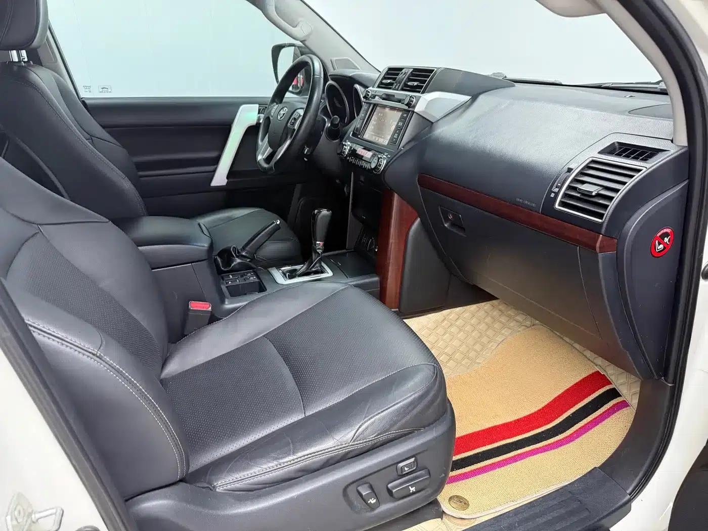 2016 Prado 3.5L Automatic TX-L NAVI — миниатюра 13