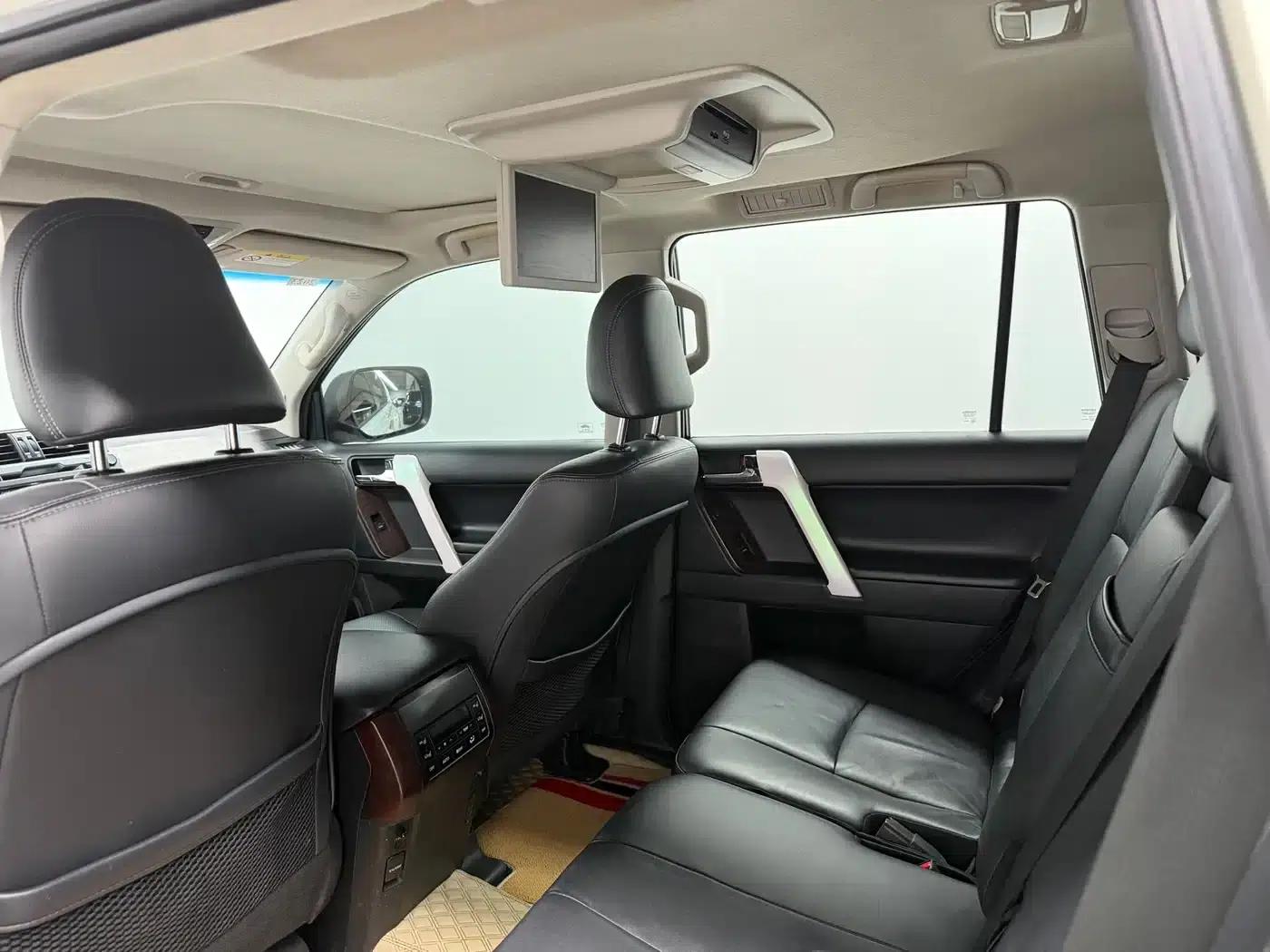 2016 Prado 3.5L Automatic TX-L NAVI — миниатюра 8