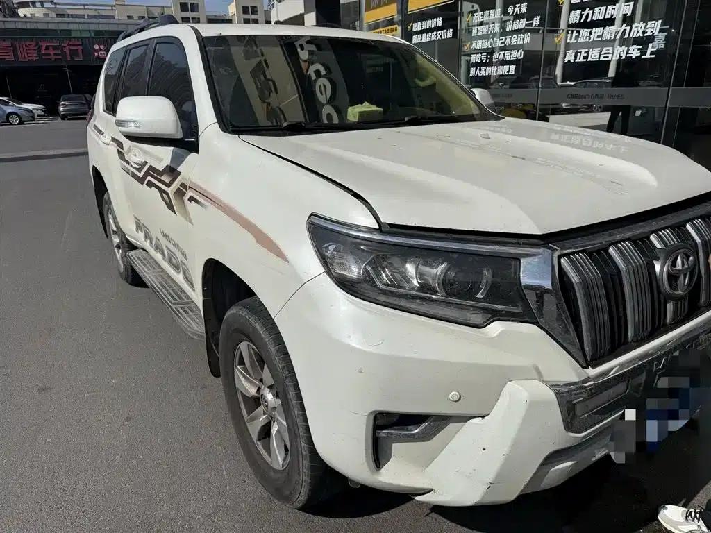 2017 Prado (Imported) 4.0L Automatic — миниатюра 3