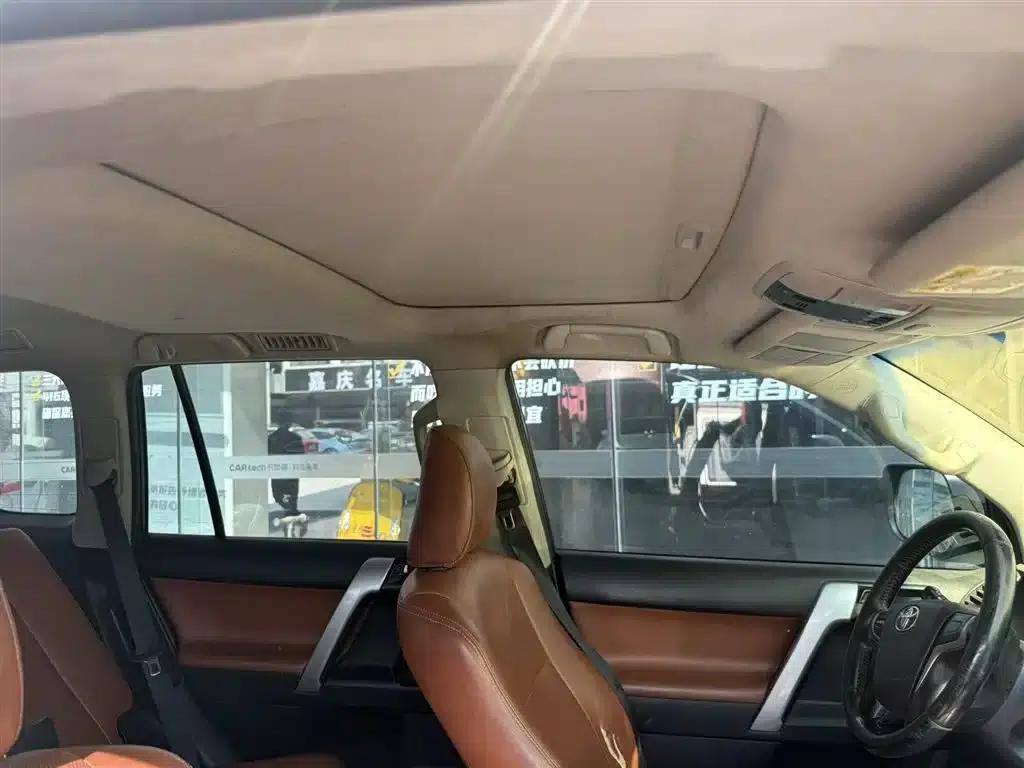 2017 Prado (Imported) 4.0L Automatic — миниатюра 9