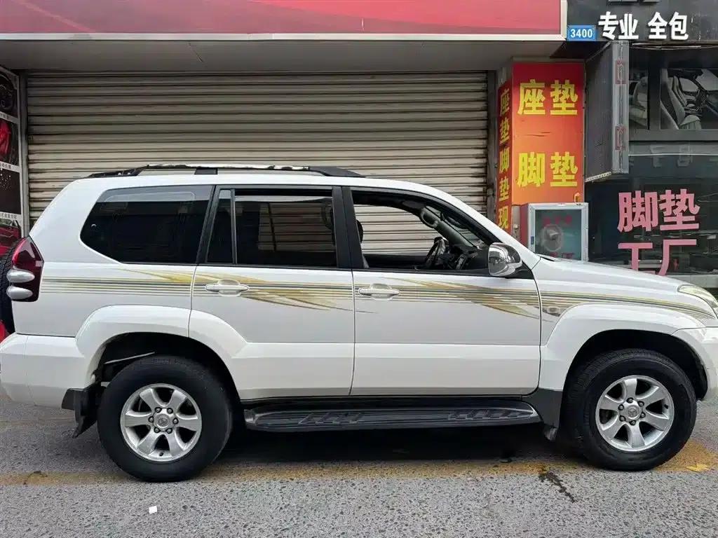 Prado (Imported) 2010 2.7L Automatic Standard Edition — миниатюра 4